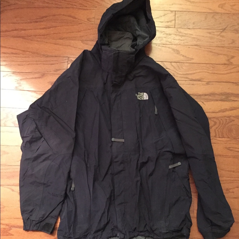 Northface mountain jacket size M gore Tex